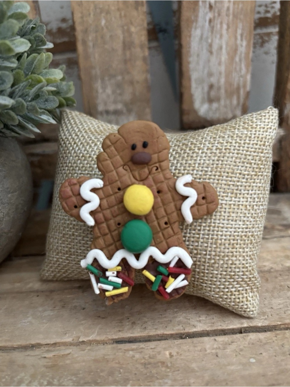 Handmade Polymer Clay Holiday Boy Gingerbread Cookie Lapel Pin NEW!